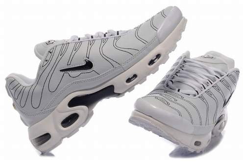 nike tn taille 47